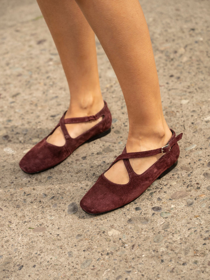 PRE ORDER-Ballerina Ginebra Burdeo