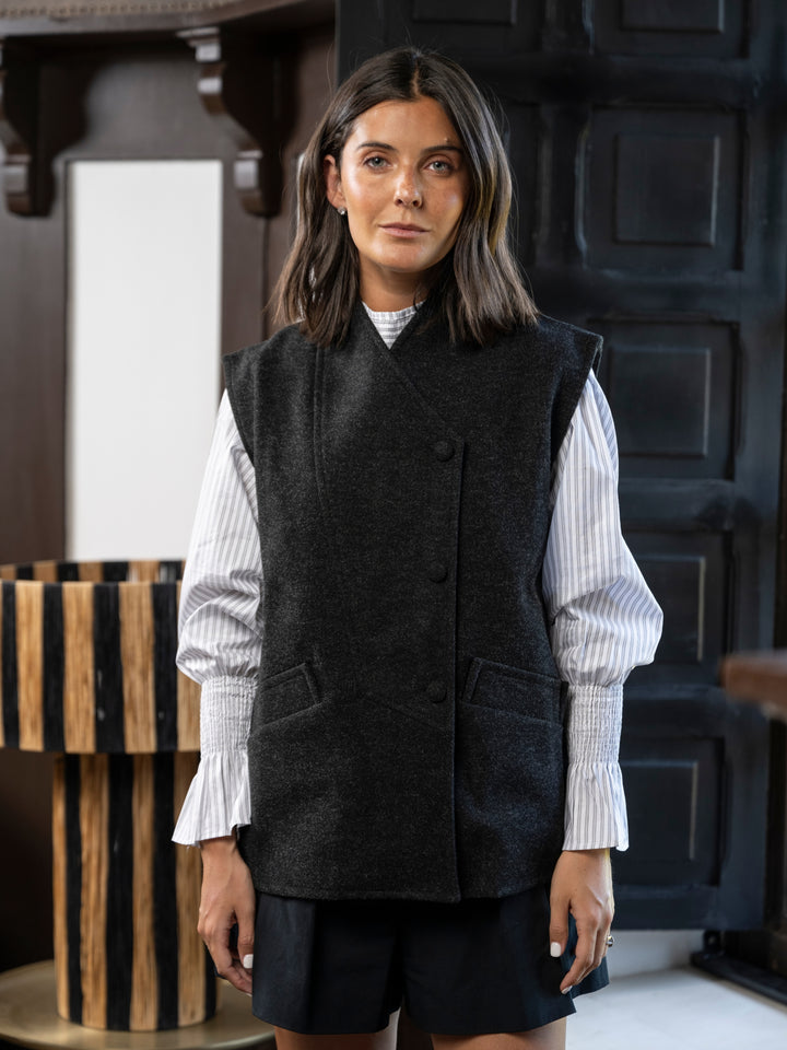 Vest Oversize Grafito