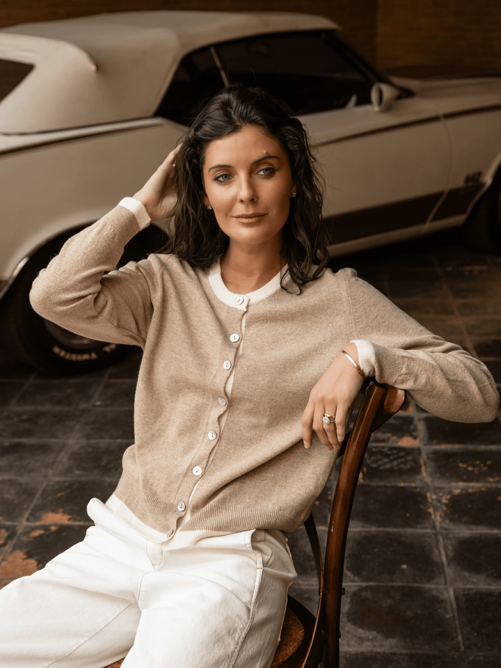 Sweater botones beige