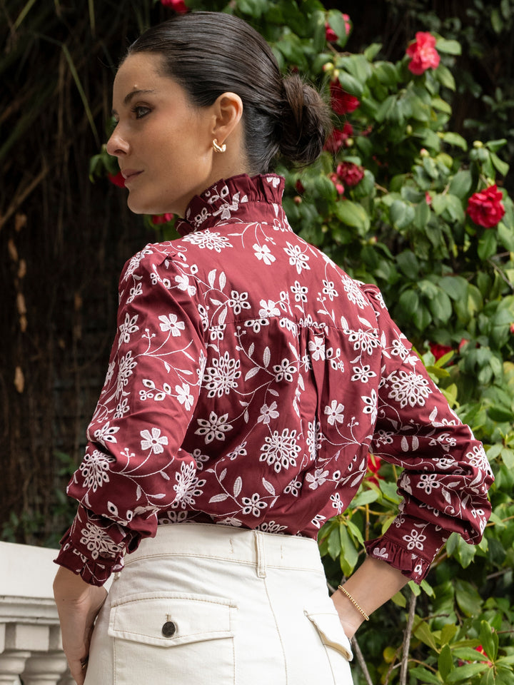 Blusa vuelos broderie burdeo