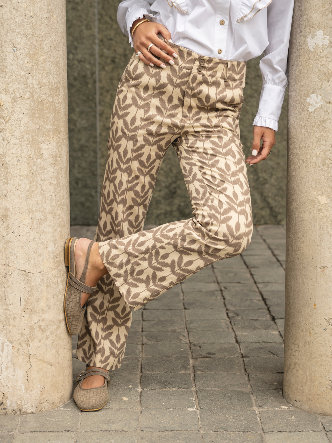 Pantalon Estampado Hojas