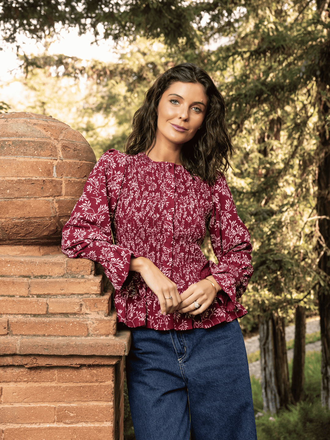 Blusa panal flores burdeo