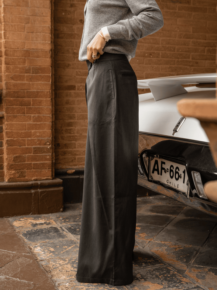 Pantalon Ancho Lineas Gris