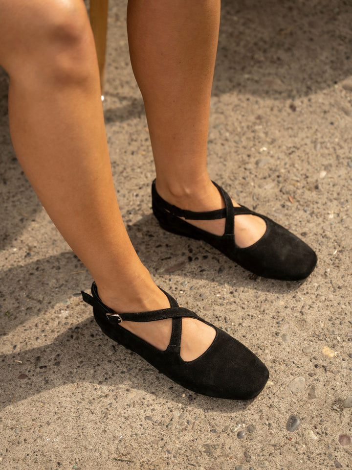 Ballerina Ginebra Negra