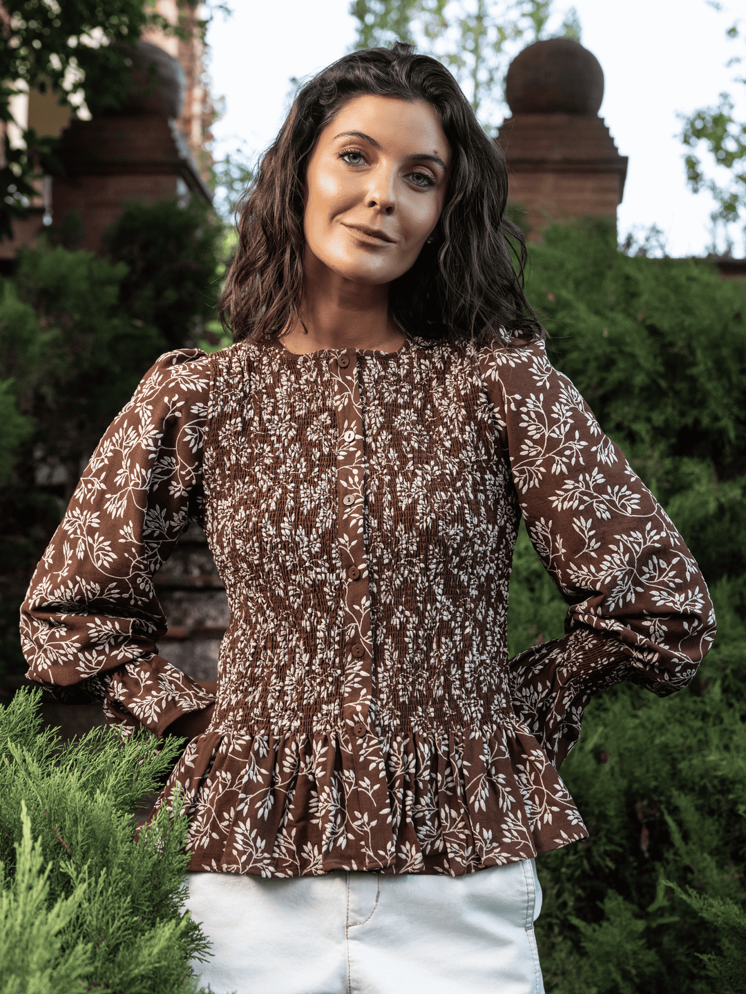 Blusa panal flores cafe