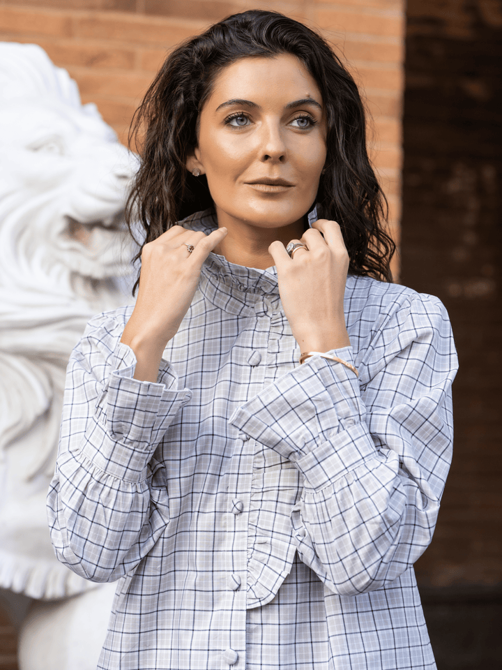 Blusa cuello vuelos