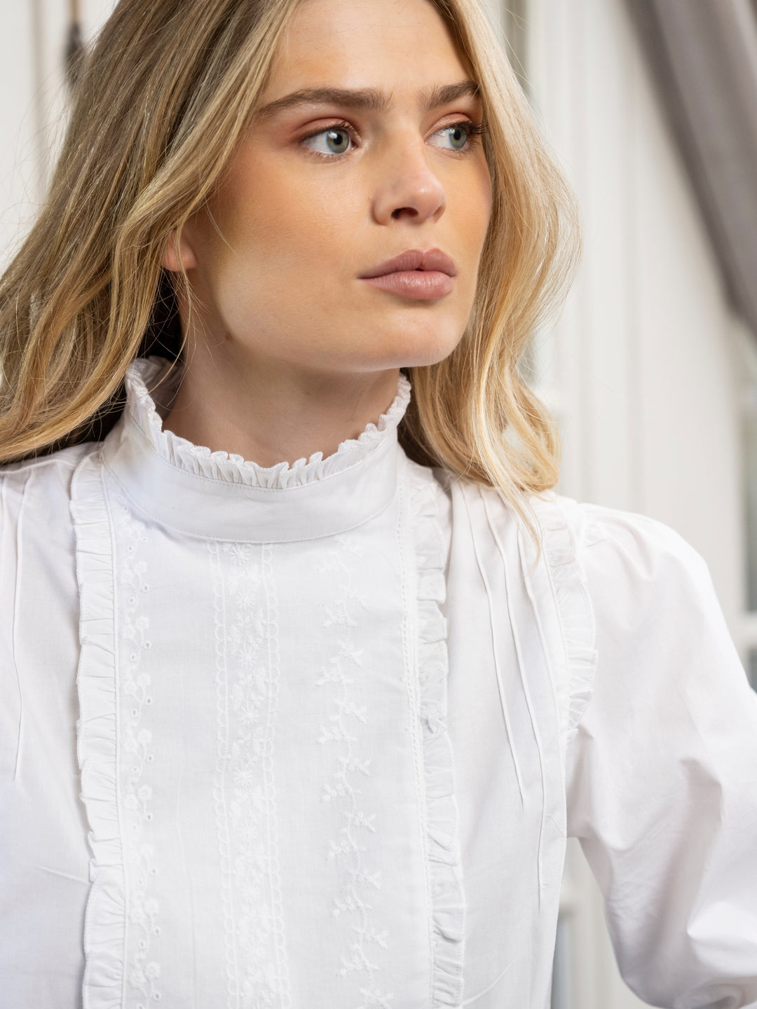 Blusa Romántica Blanca