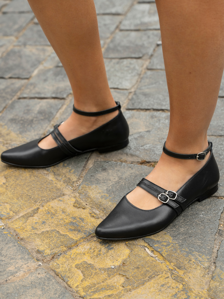 Ballerina Isabel Negra